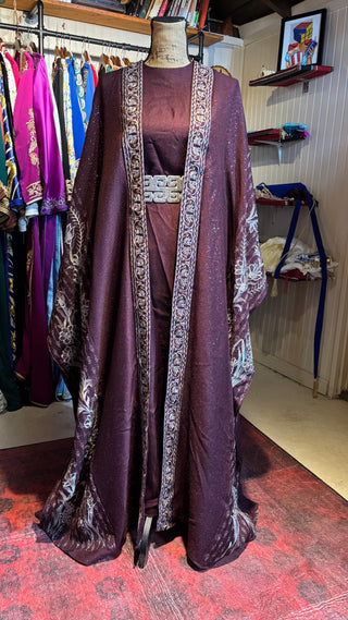 Modern 2-Piece Burgundy Abaya Set by TALA JAZZY