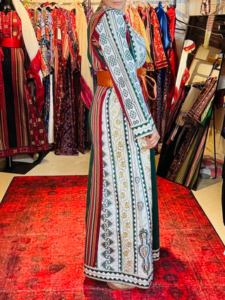 Green Tatreez Majdalawi Thoub