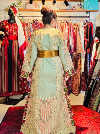 Green Palestinian Fallahi Thoub