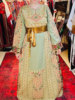 Green Palestinian Fallahi Thoub