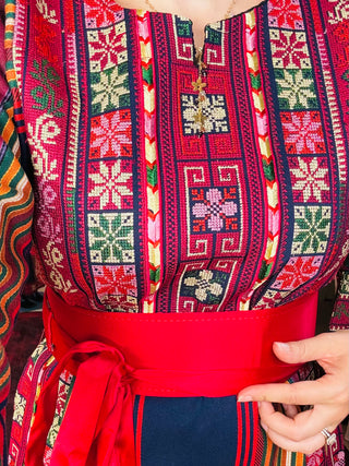 Thoub Al-Nijmeh Al-Majdalawi