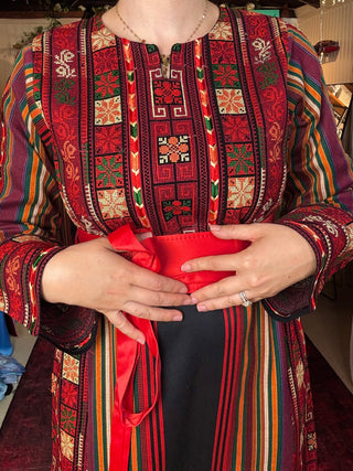 Thoub Al-Nijmeh Al-Majdalawi