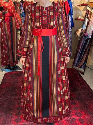 Thoub Al-Nijmeh Al-Majdalawi