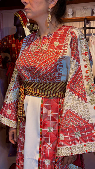 Thoub Al-Arous - Luxury Bridal Thoub